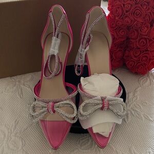 Chic Pink Heels with Rhinestone Bow